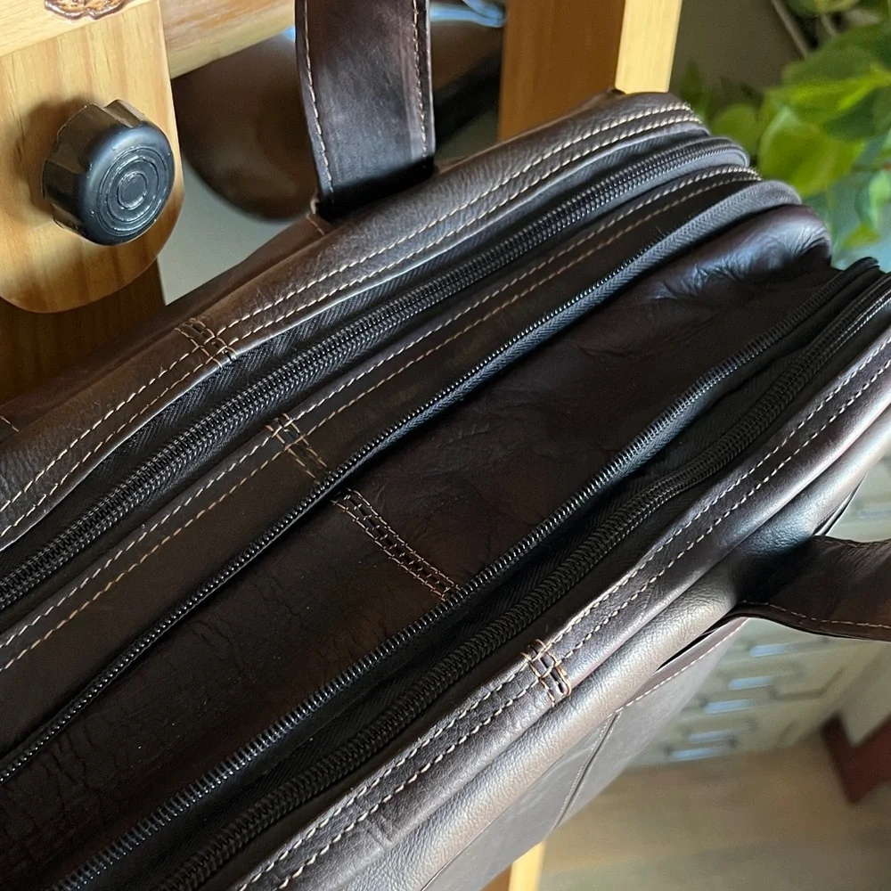 Kenneth Cole Reaction Dark Brown Leather Briefcase